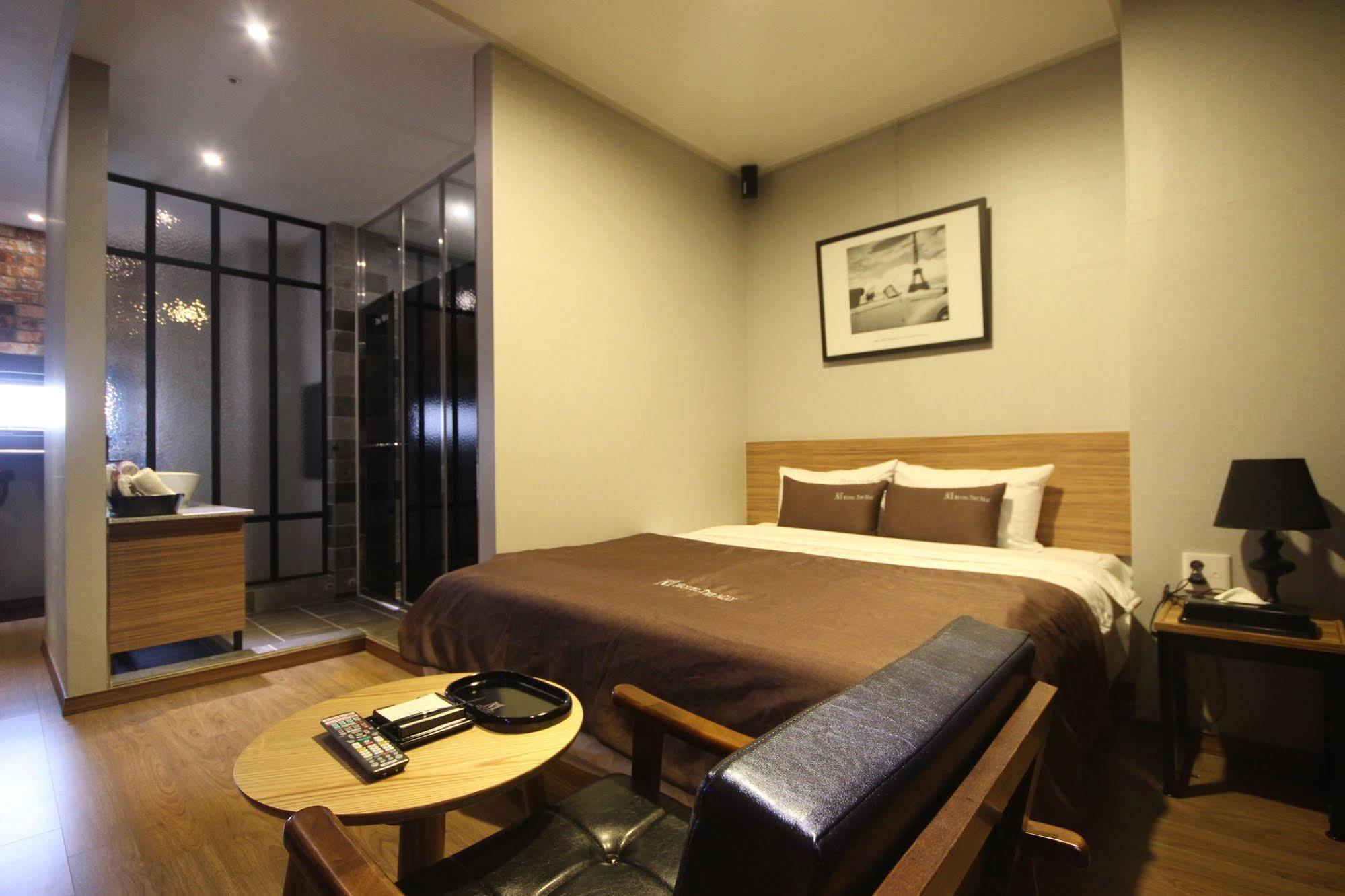 The May Hotel Busan Exterior photo